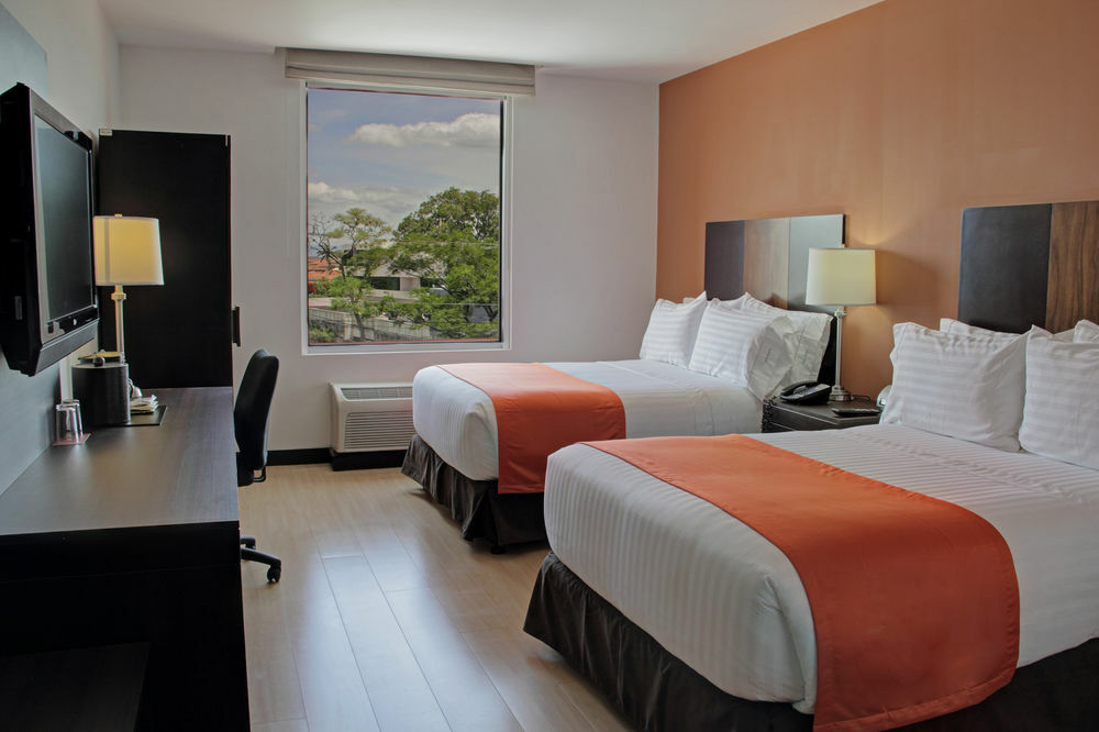 Holiday Inn Express San Jose Forum Costa Rica By Ihg מראה חיצוני תמונה