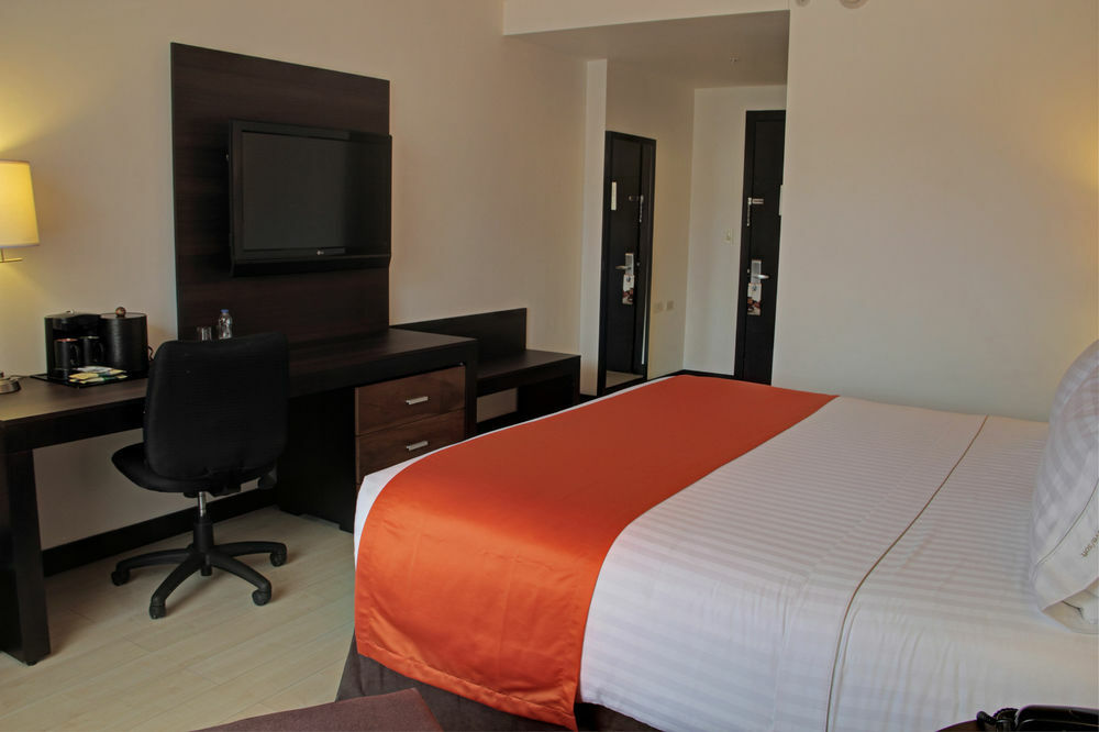 Holiday Inn Express San Jose Forum Costa Rica By Ihg מראה חיצוני תמונה