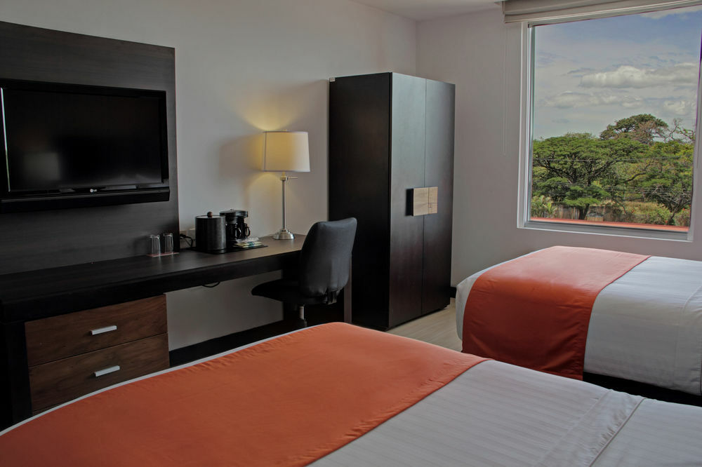 Holiday Inn Express San Jose Forum Costa Rica By Ihg מראה חיצוני תמונה
